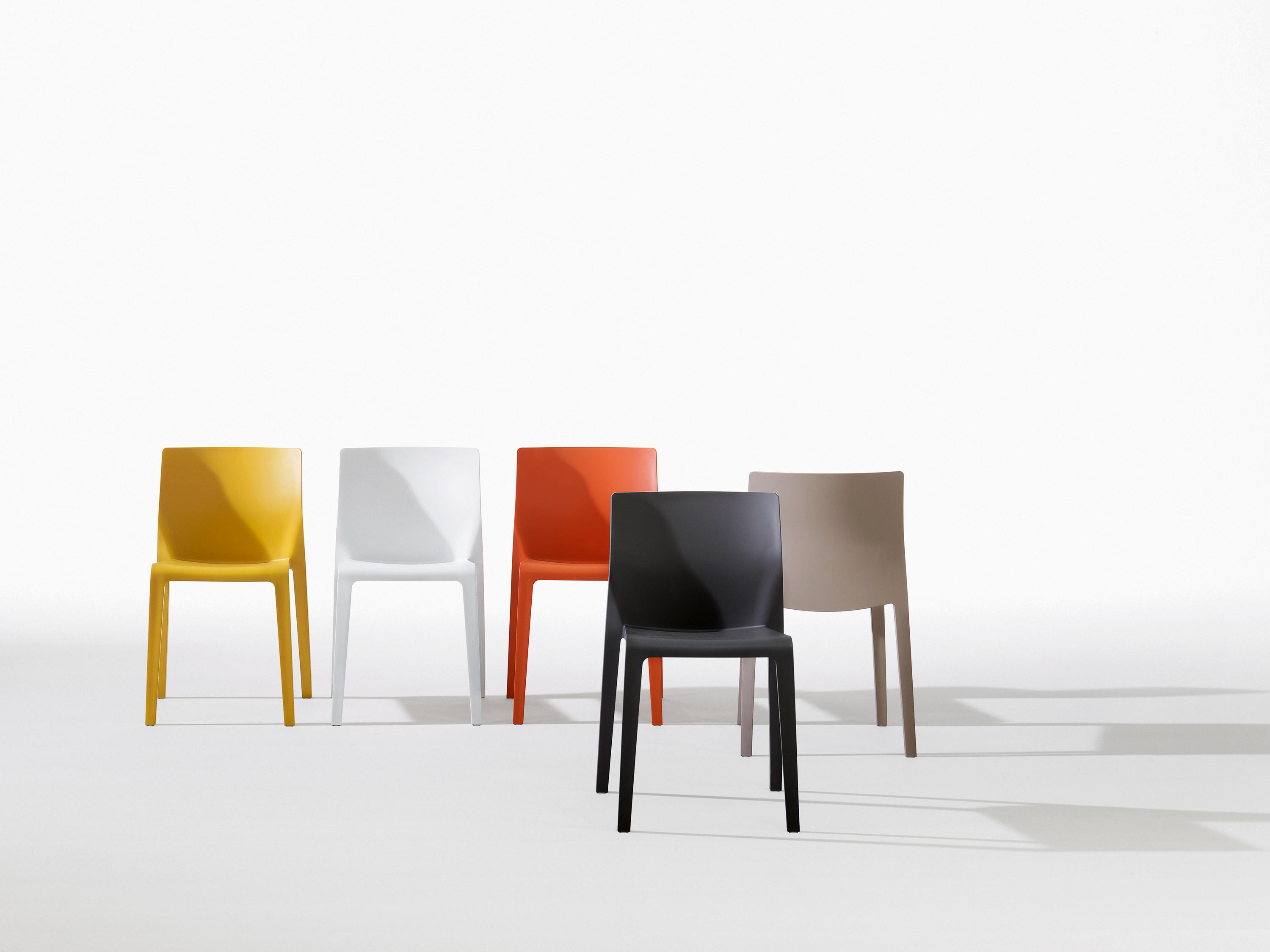 开云（中国） - 坐具|餐椅|办公家具|设计师家具|Juno 洽谈椅/培训椅