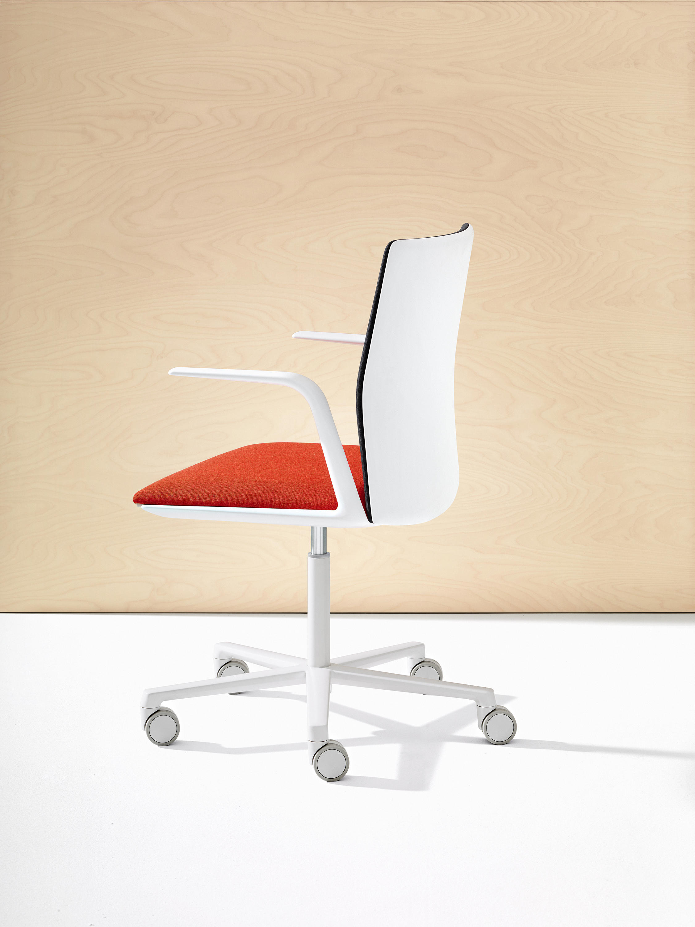 办公椅|现代真皮会议椅|办公家具|设计师家具|Kinesit 会议椅/洽谈椅