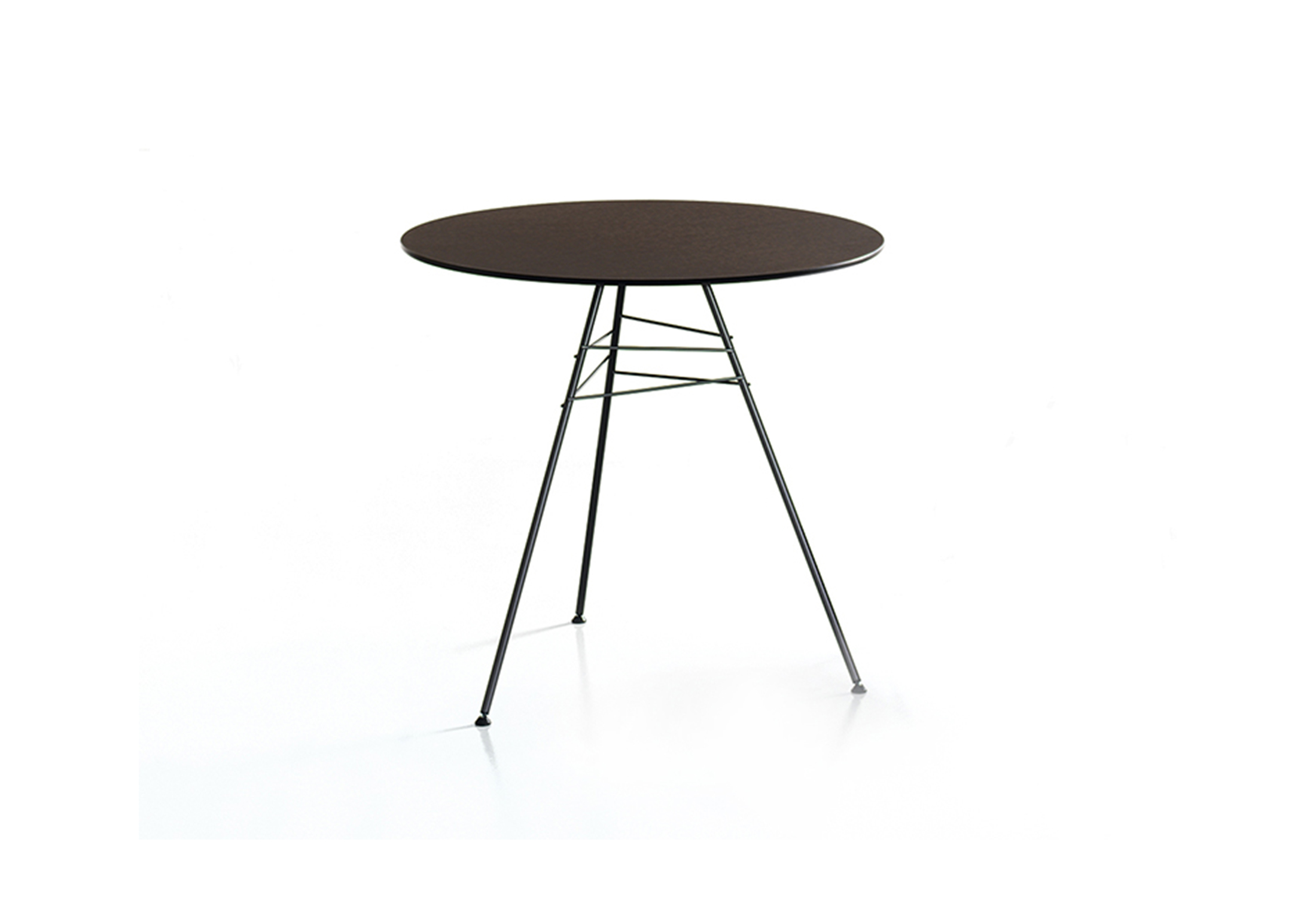 开云（中国） - 桌几|餐桌|办公家具|设计师家具|Leaf 户外餐台