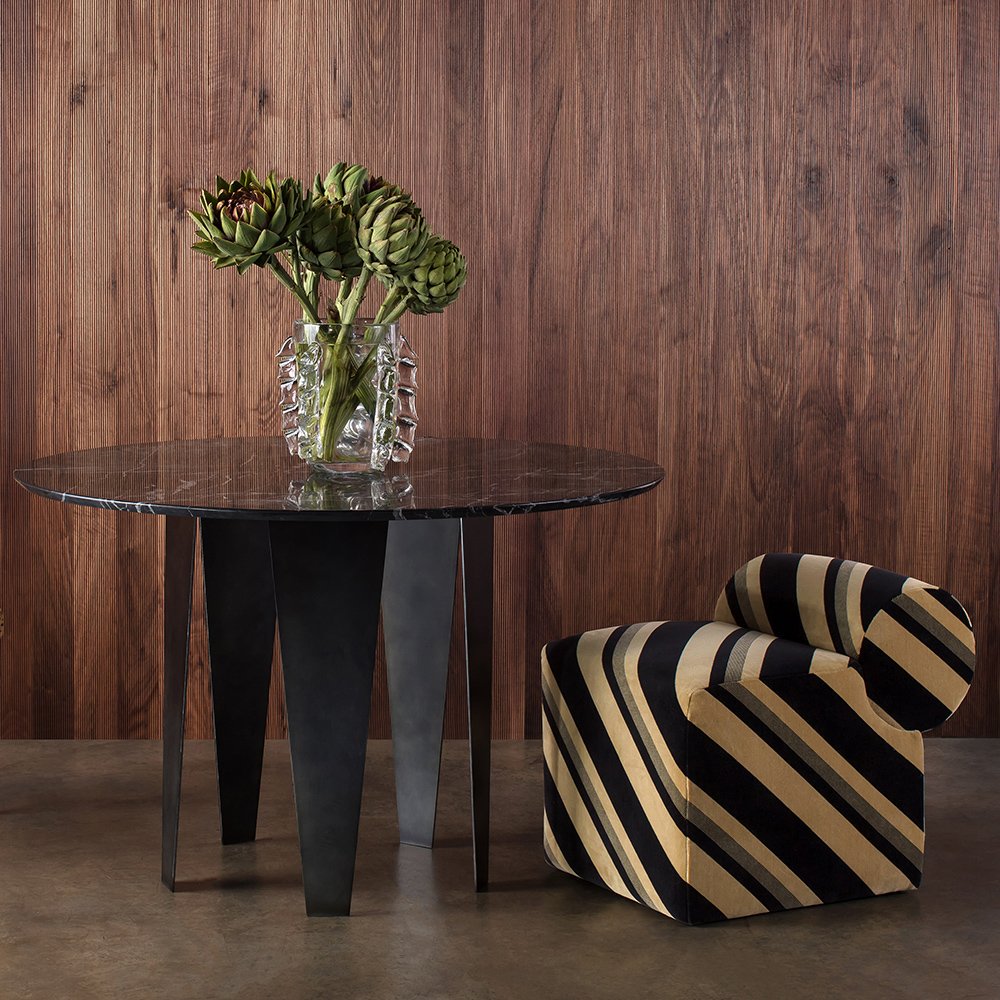 开云（中国） - 附件|花器|办公家具|设计师家具|Vista花瓶