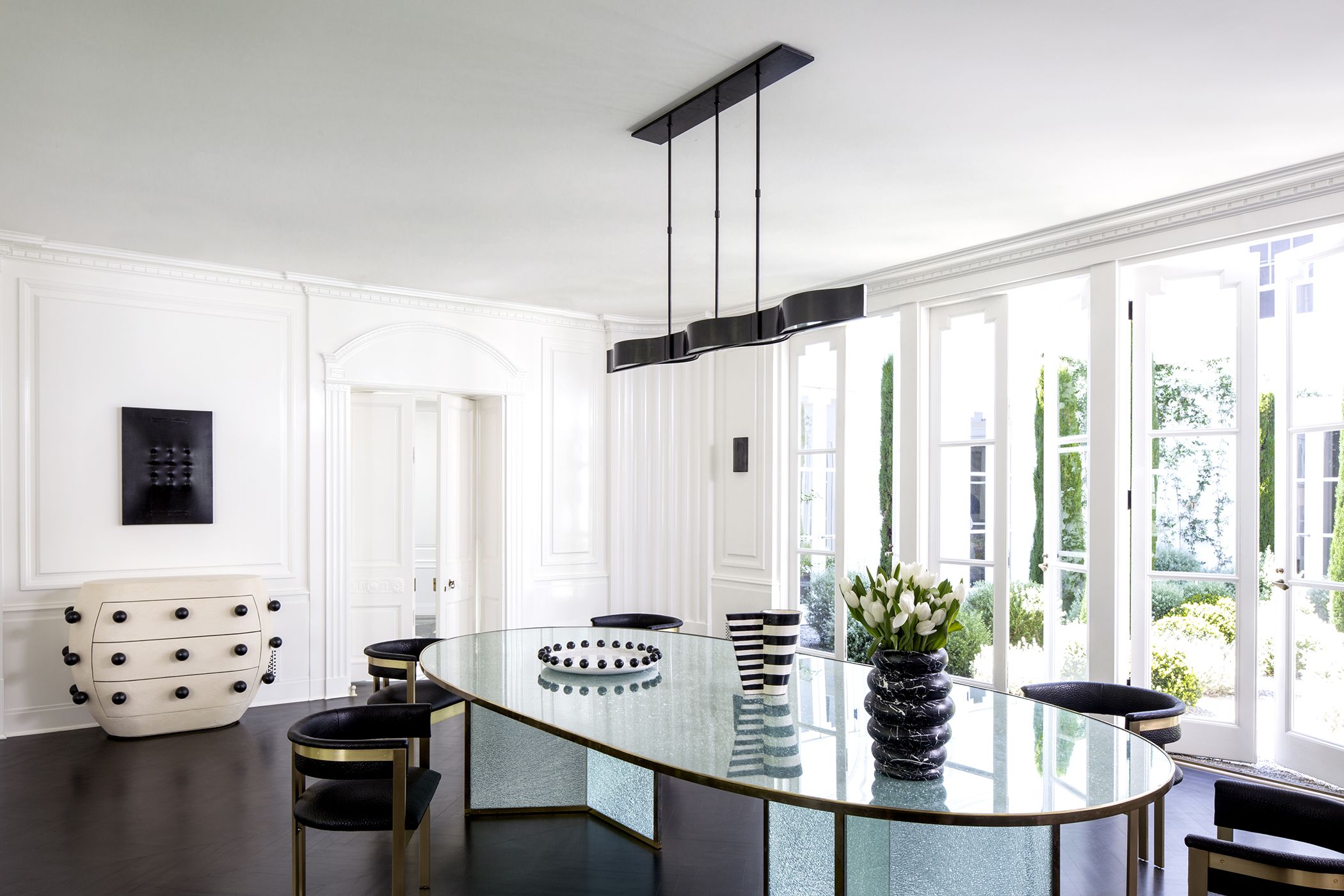 开云（中国） - 灯饰|吊灯|办公家具|设计师家具|Avant线性吊灯