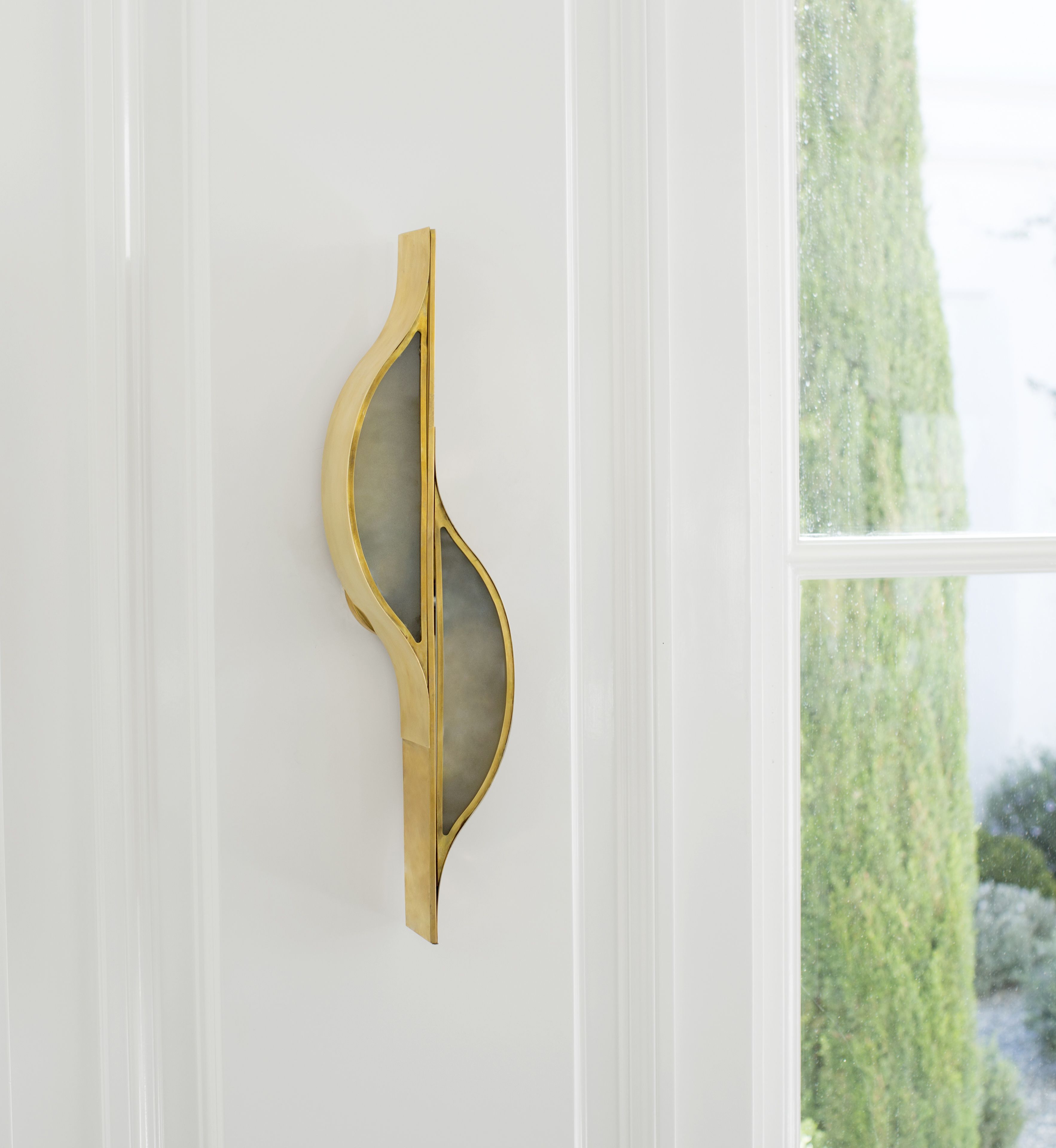 开云（中国） - 灯饰|壁灯|办公家具|设计师家具|Avant大曲线壁灯