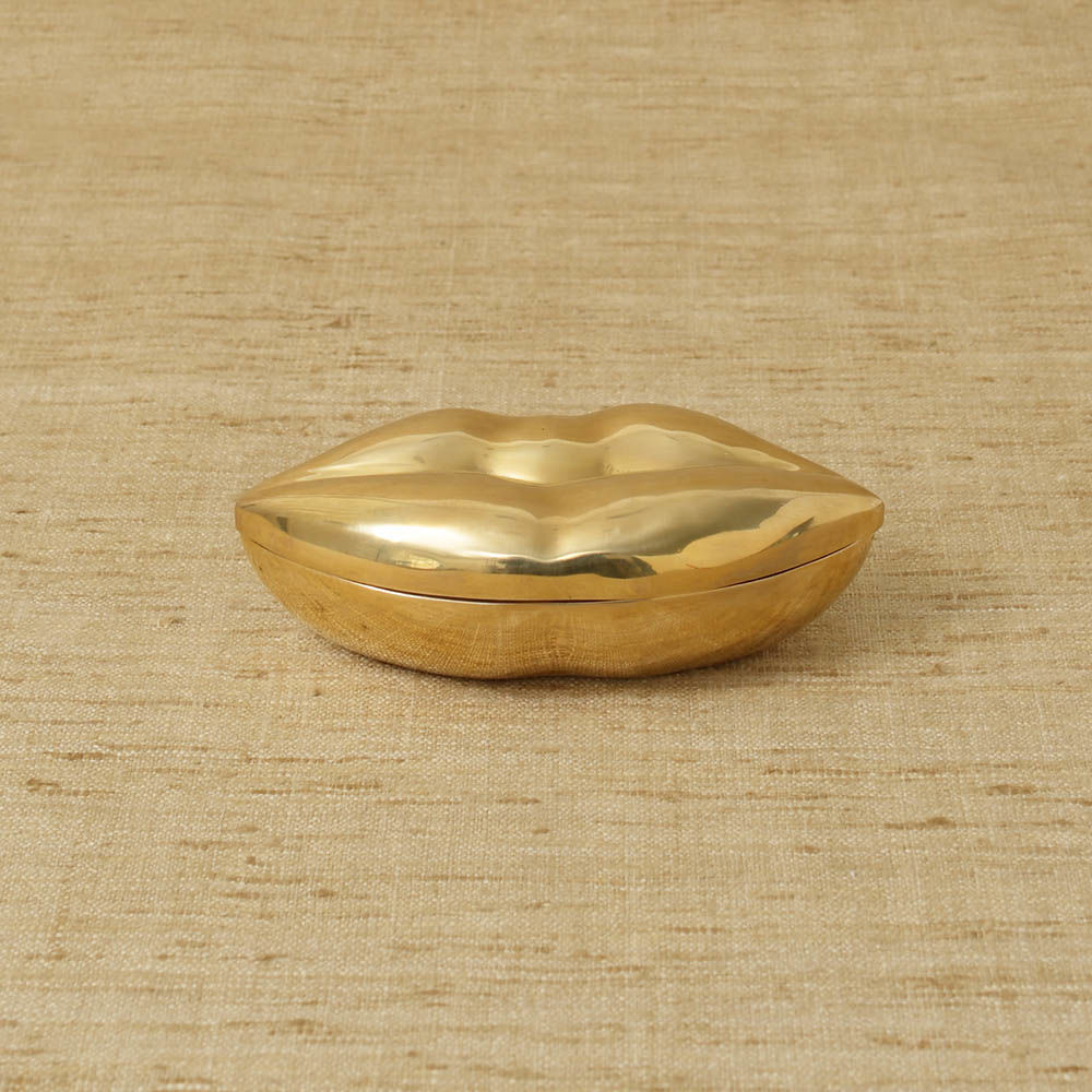 开云（中国） - 附件|饰品|办公家具|设计师家具|唇盒