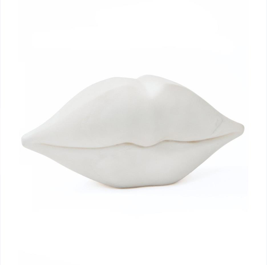 开云（中国） - 附件|饰品|办公家具|设计师家具|经典之吻