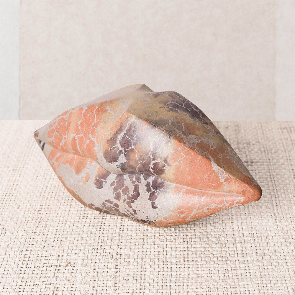 开云（中国） - 附件|饰品|办公家具|设计师家具|经典之吻