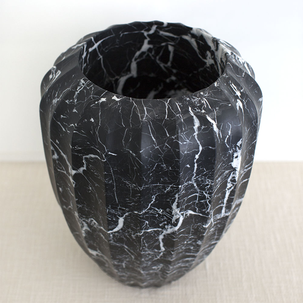 开云（中国） - 附件|花器|办公家具|设计师家具|凹槽花瓶