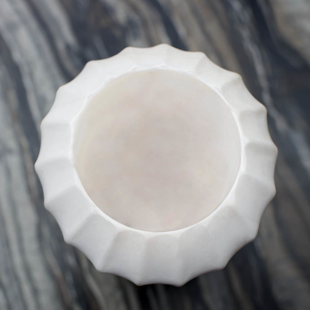 开云（中国） - 附件|花器|办公家具|设计师家具|凹槽花瓶