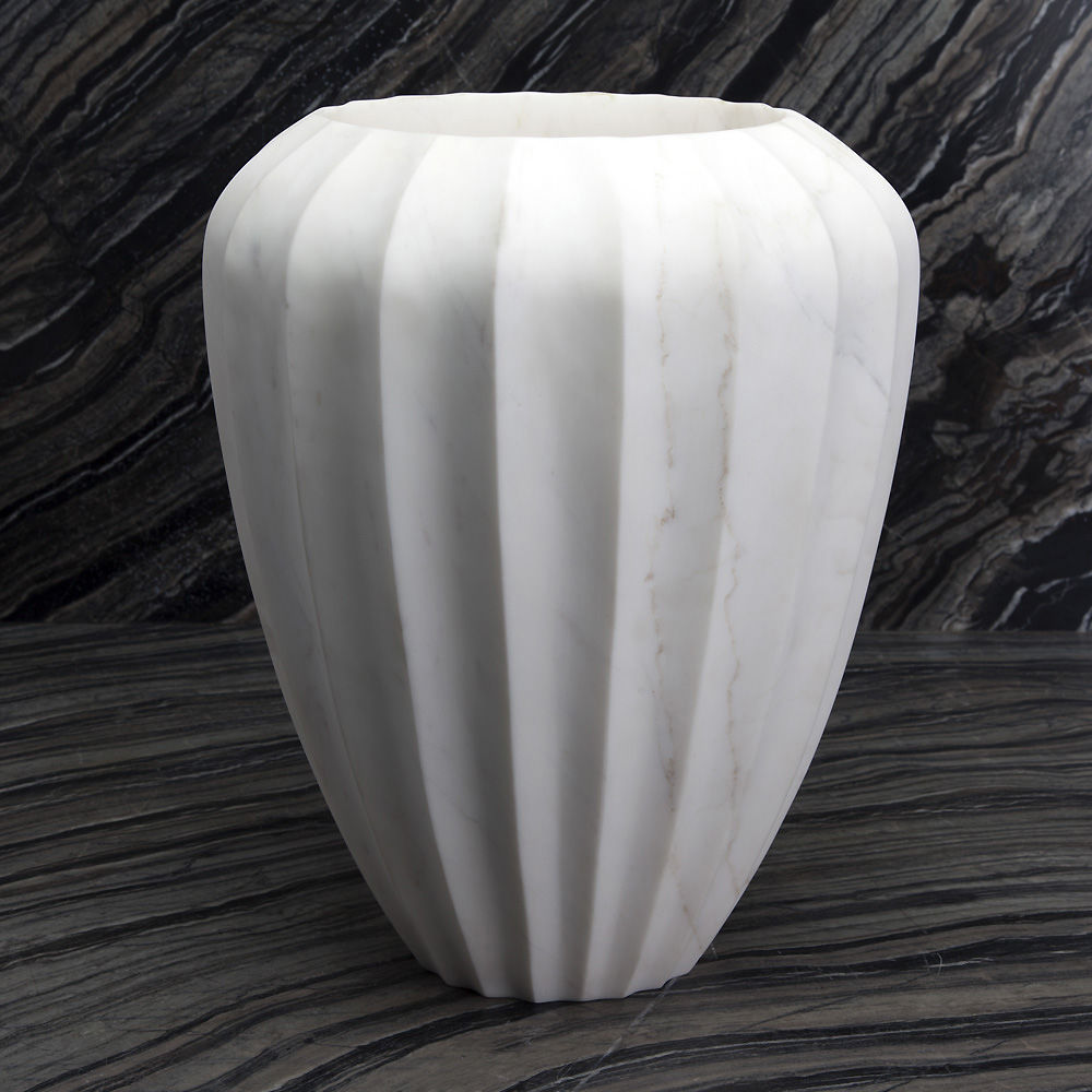 开云（中国） - 附件|花器|办公家具|设计师家具|凹槽花瓶