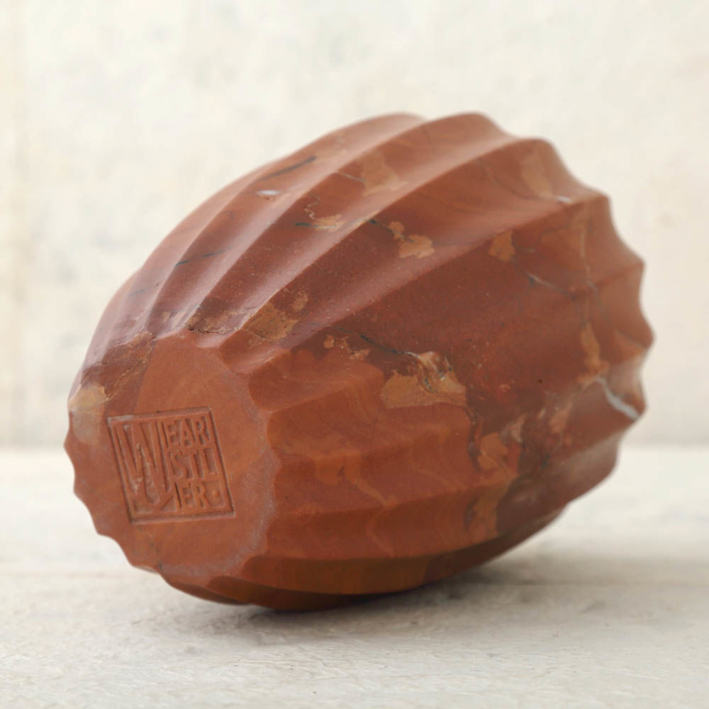 开云（中国） - 附件|花器|办公家具|设计师家具|凹槽花瓶