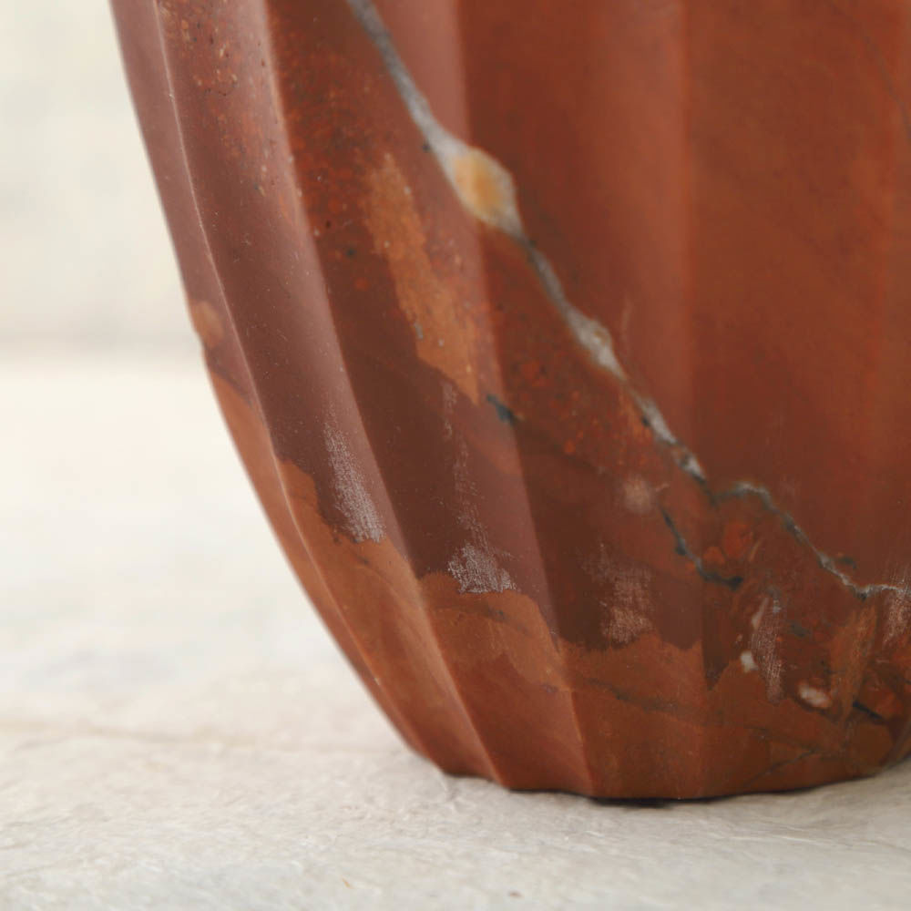 开云（中国） - 附件|花器|办公家具|设计师家具|凹槽花瓶