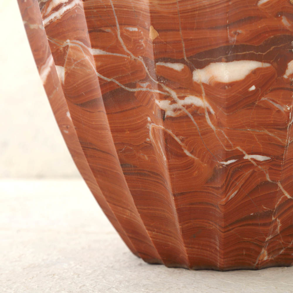 开云（中国） - 附件|花器|办公家具|设计师家具|凹槽花瓶