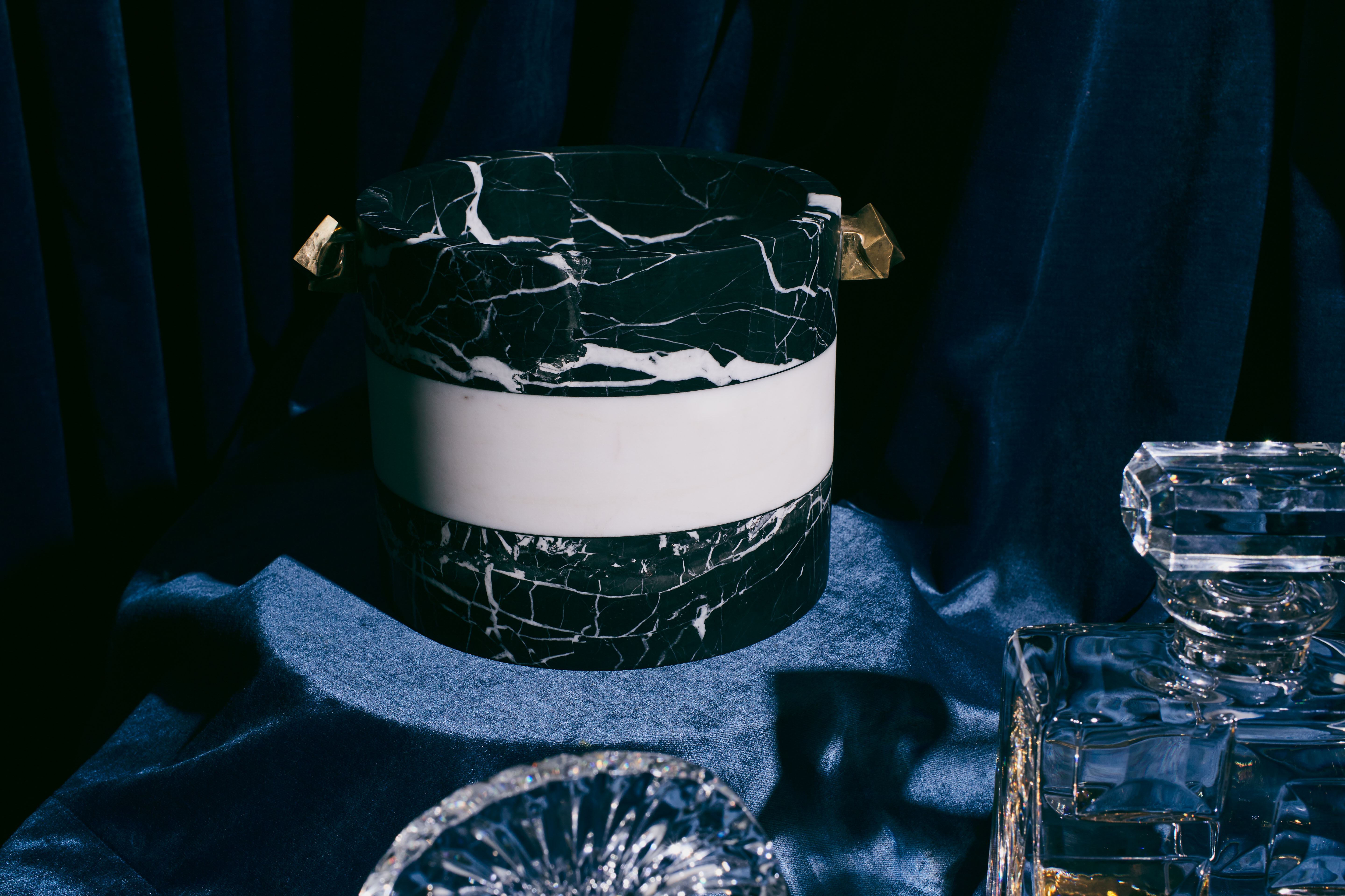 开云（中国） - 附件|饰品|办公家具|设计师家具|Acolyte冰桶