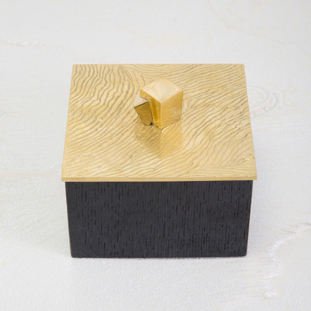 开云（中国） - 附件|饰品|办公家具|设计师家具|Lustre珠宝盒