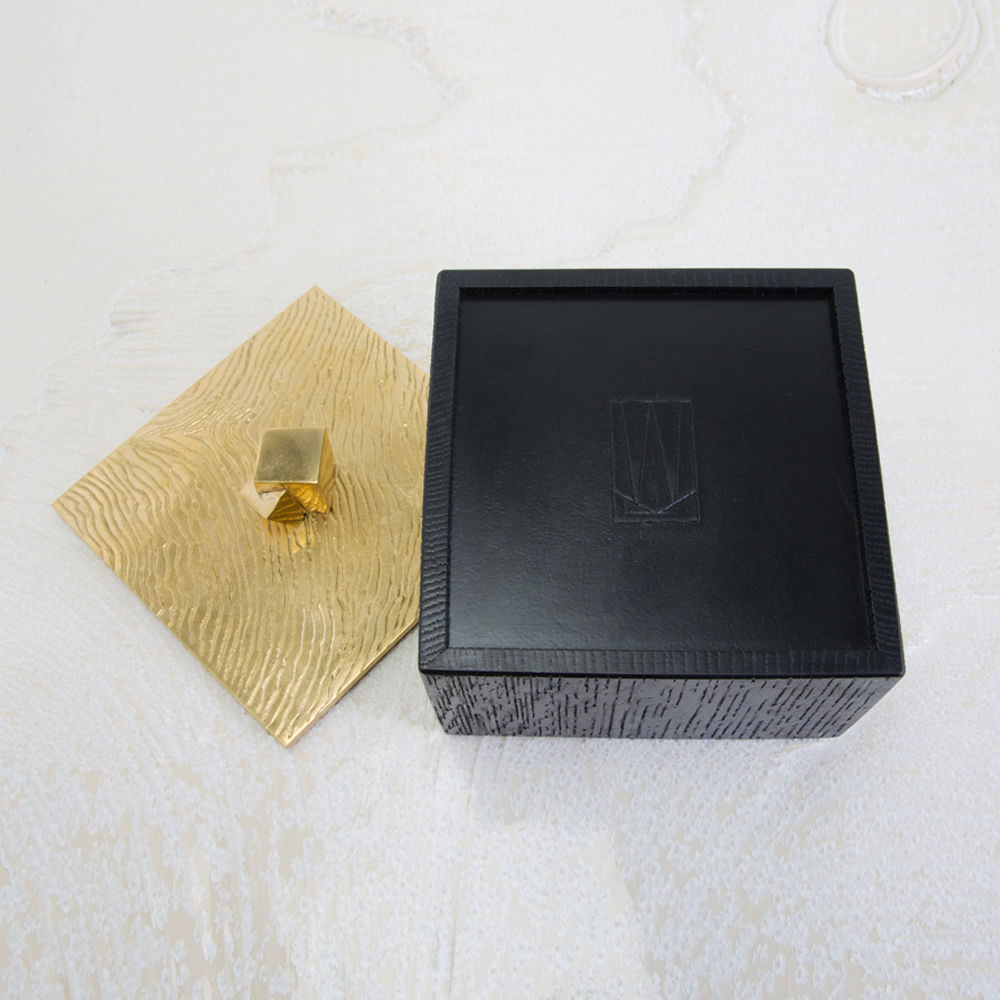 开云（中国） - 附件|饰品|办公家具|设计师家具|Lustre珠宝盒