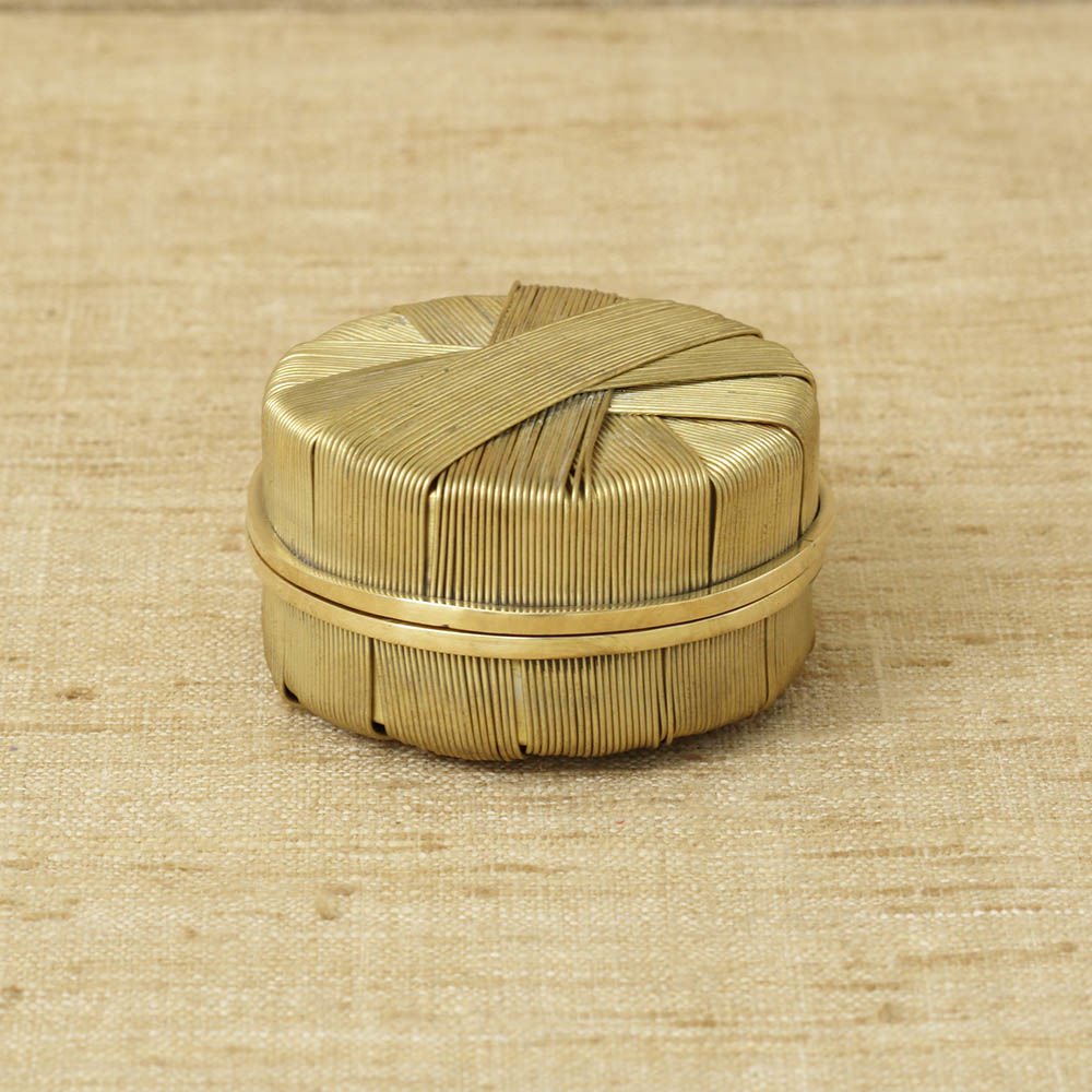 开云（中国） - 附件|饰品|办公家具|设计师家具|细丝圆盒