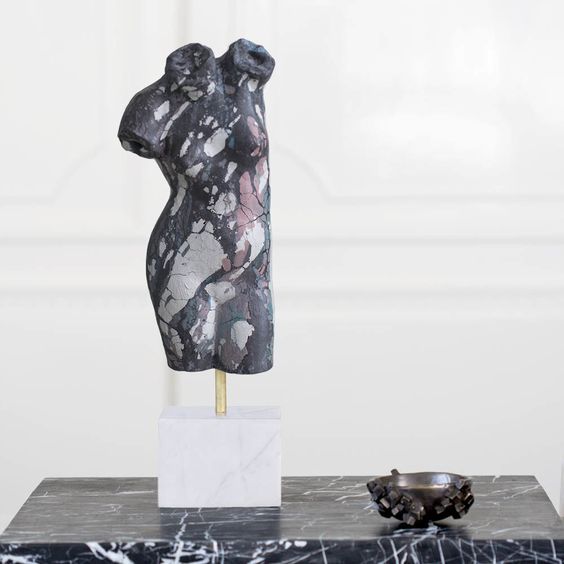 开云（中国） - 附件|饰品|办公家具|设计师家具|Rarity女性躯干