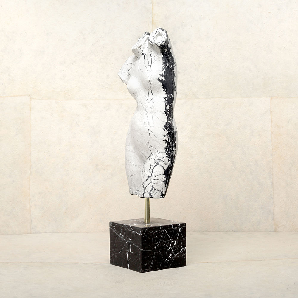 开云（中国） - 附件|饰品|办公家具|设计师家具|Rarity女性躯干