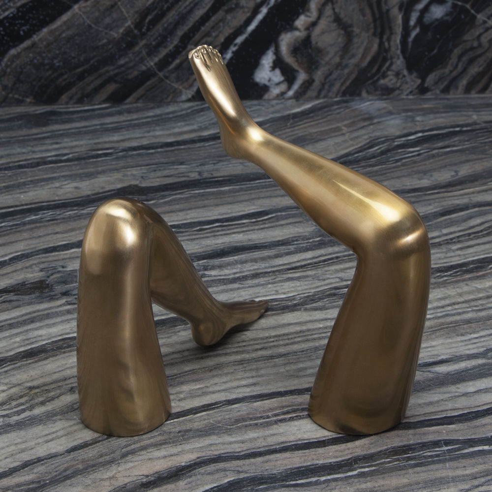 开云（中国） - 附件|饰品|办公家具|设计师家具|经典腿