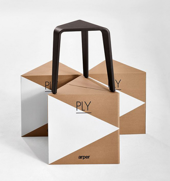 开云（中国） - 桌几|茶几/边几|办公家具|设计师家具|Ply 角几/茶几/咖啡桌