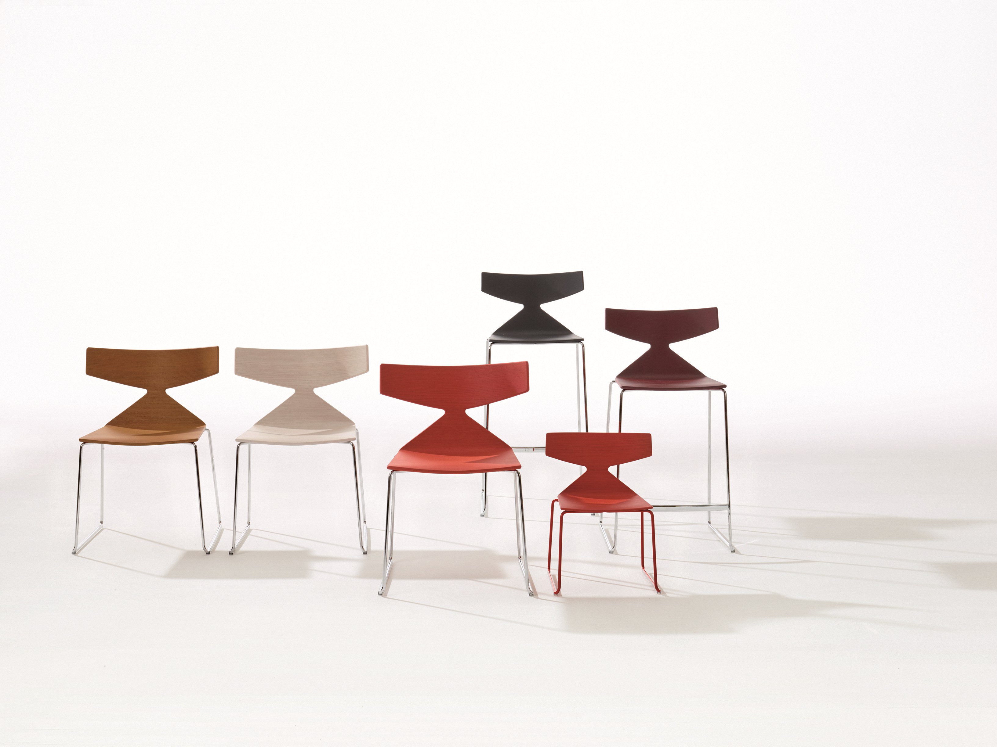 开云（中国） - 坐具|吧椅/凳子|办公家具|设计师家具|Saya 吧椅