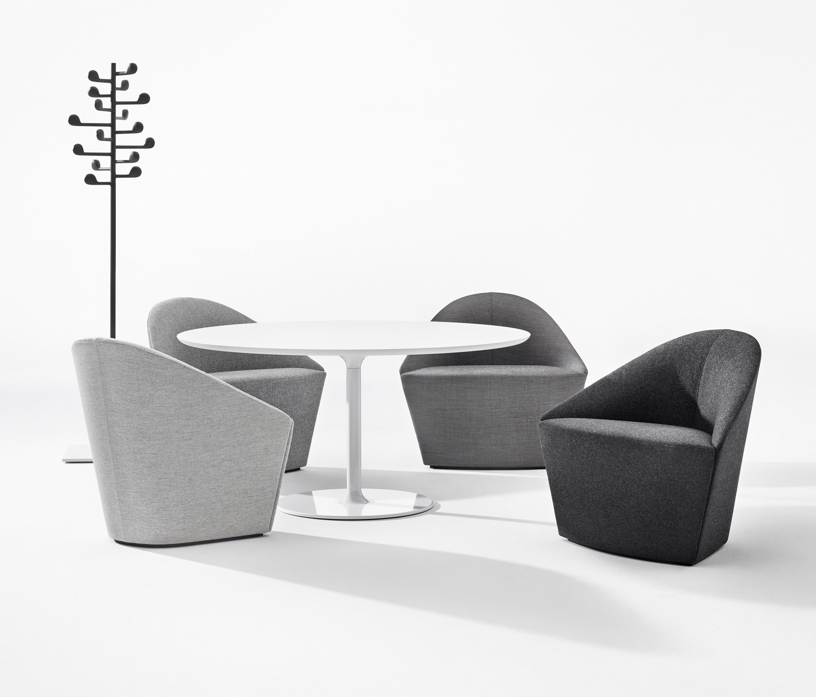 开云（中国） - 附件|衣帽架|办公家具|设计师家具|Song 衣架