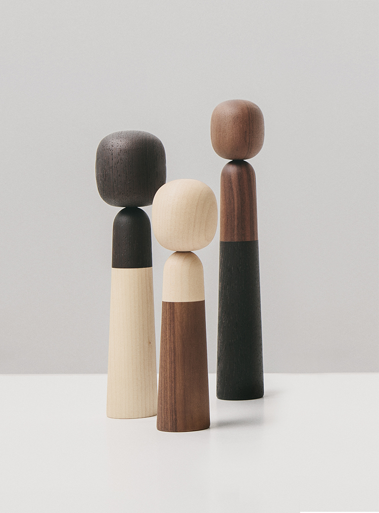 开云（中国） - 附件|饰品|办公家具|设计师家具|Family 家庭木偶饰品