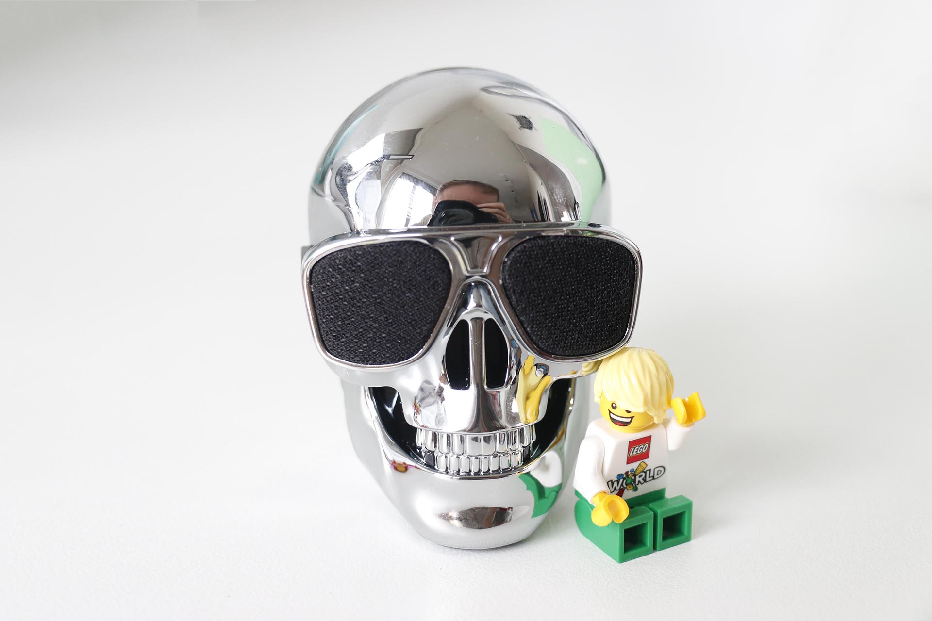 开云（中国） - 附件|饰品|办公家具|设计师家具|AeroSkull Nano音箱