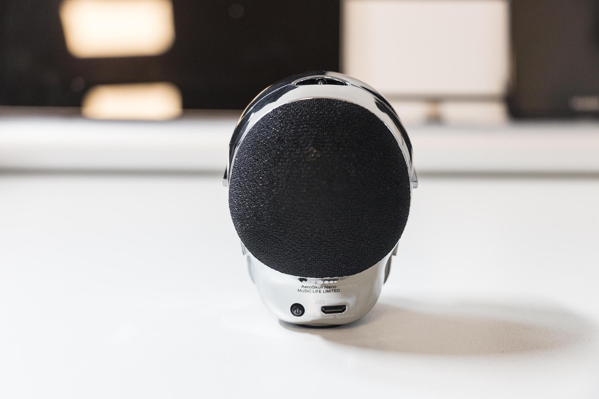 开云（中国） - 附件|饰品|办公家具|设计师家具|AeroSkull Nano音箱