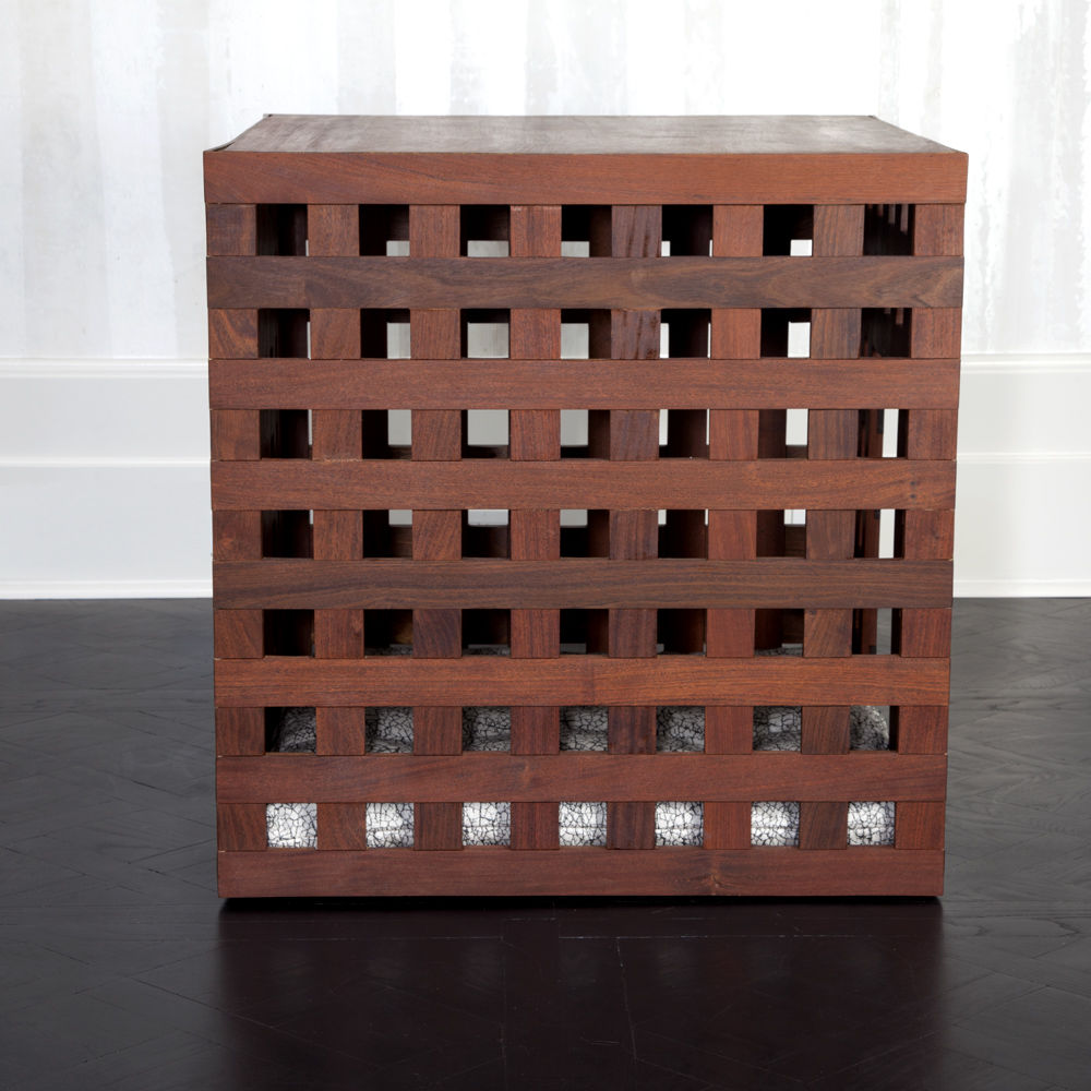 开云（中国） - 附件|饰品|办公家具|设计师家具|Juxtapose狗屋