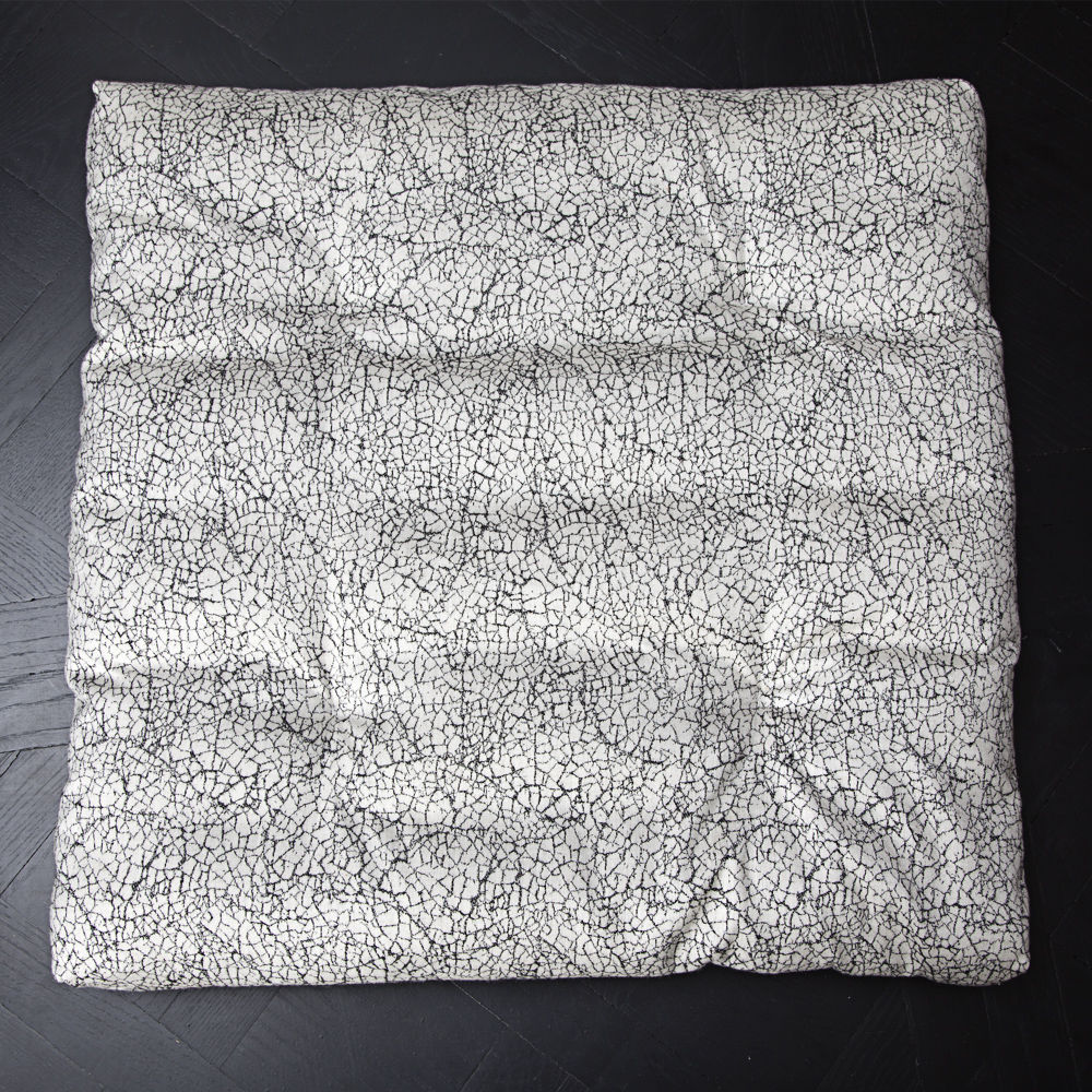 开云（中国） - 附件|饰品|办公家具|设计师家具|Juxtapose狗屋