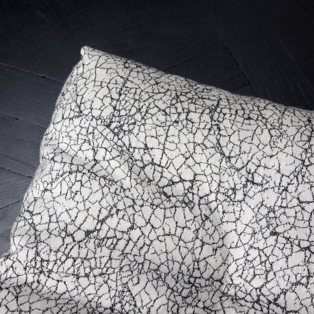 开云（中国） - 附件|饰品|办公家具|设计师家具|Juxtapose狗屋