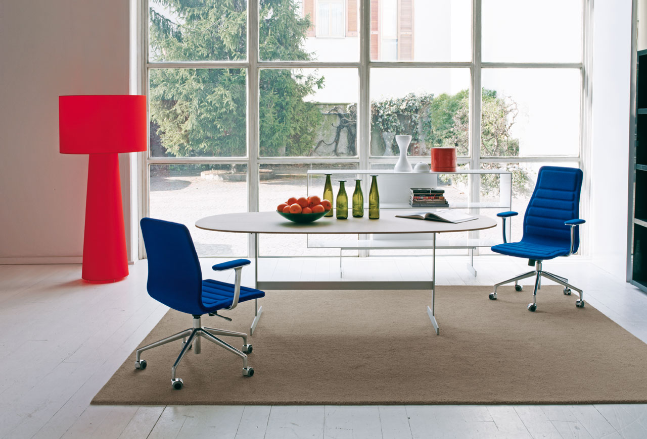 开云（中国） - 附件|饰品|办公家具|设计师家具|3个绿色瓶子