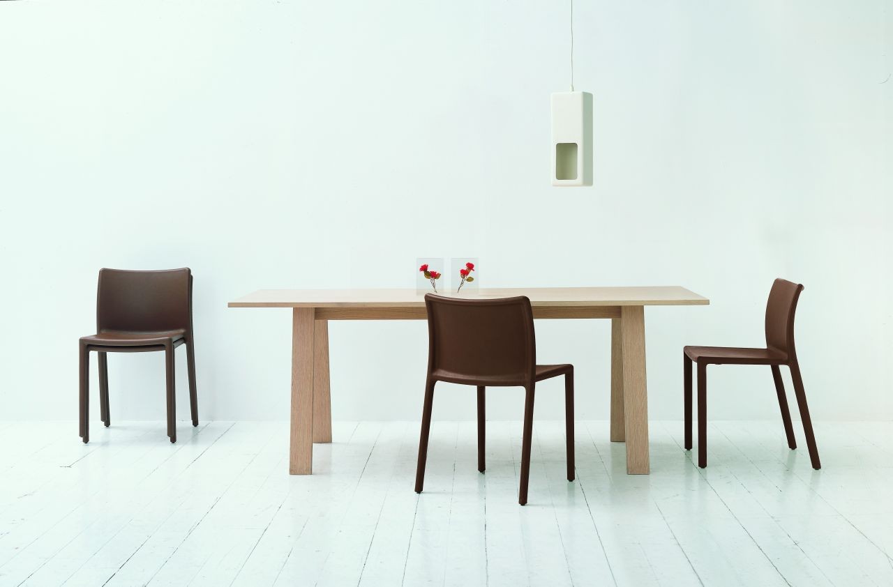 开云（中国） - 桌几|餐桌|办公家具|设计师家具|Bac Tavoli