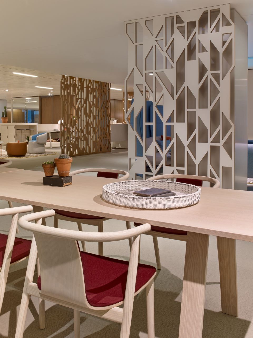 开云（中国） - 桌几|餐桌|办公家具|设计师家具|Bac Tavoli