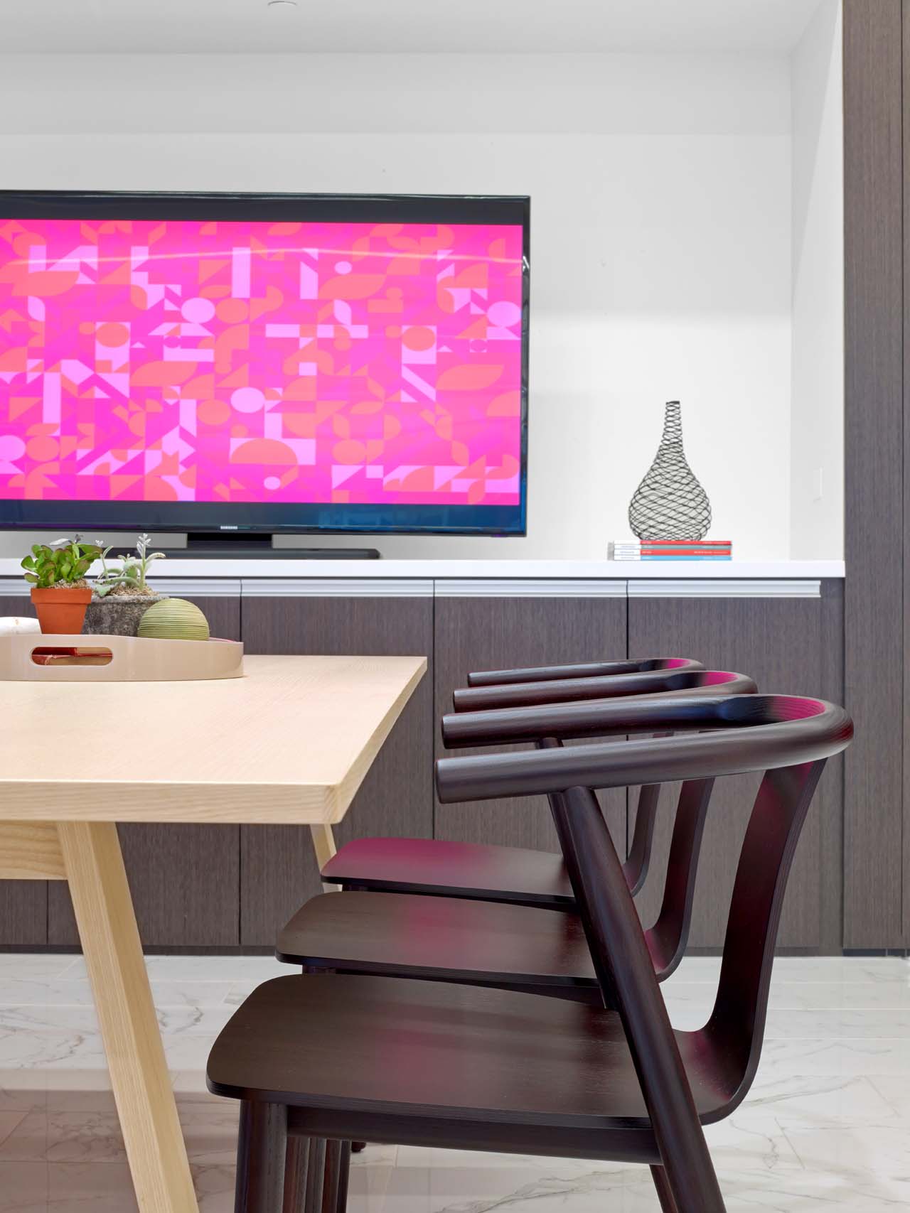 开云（中国） - 桌几|餐桌|办公家具|设计师家具|Bac Tavoli