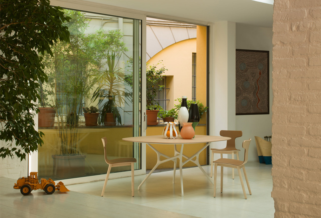 开云（中国） - 桌几|餐桌|办公家具|设计师家具|Branch餐桌