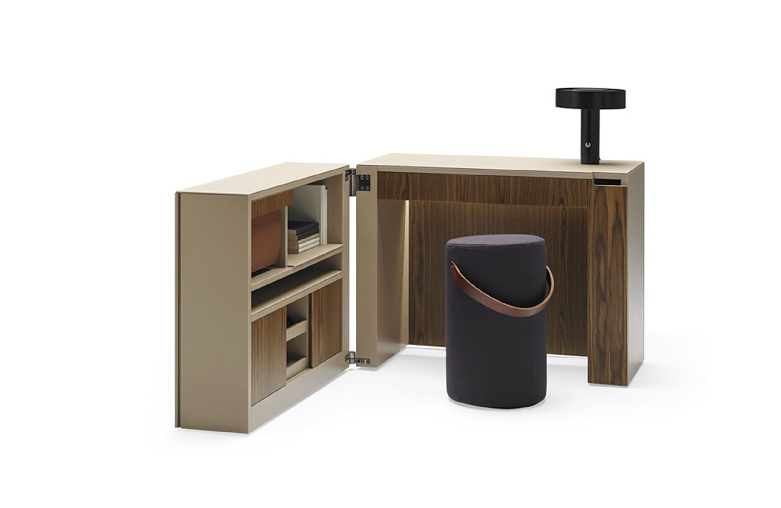 开云（中国） - 桌几|办公桌|办公家具|设计师家具|CUBE 书桌