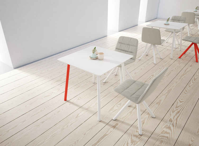 开云（中国） - 桌几|餐桌|办公家具|设计师家具|Maarten 桌子