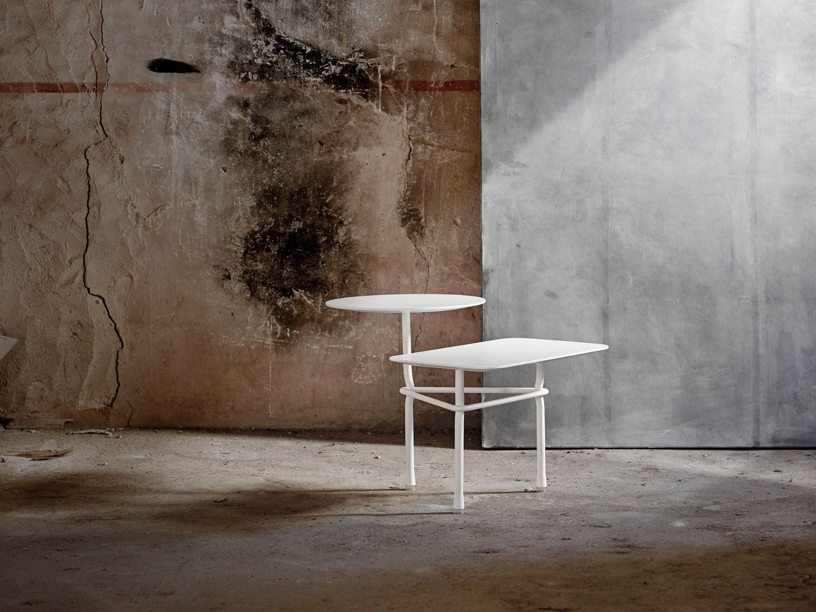 开云（中国） - 桌几|咖啡桌|办公家具|设计师家具|Tiers 咖啡桌/茶几