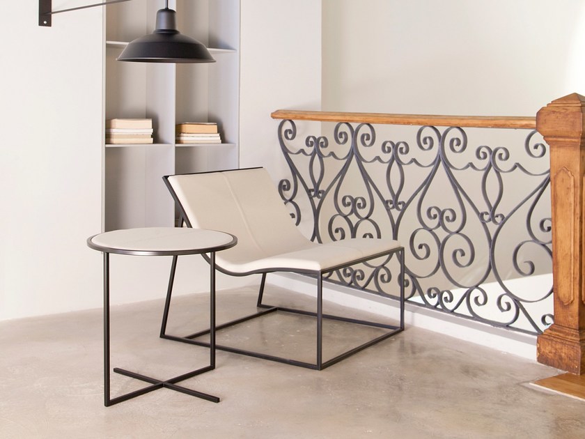 开云（中国） - 桌几|茶几/边几|办公家具|设计师家具|HOLY DAY 茶几/角几