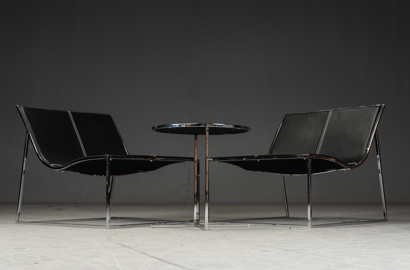 开云（中国） - 桌几|茶几/边几|办公家具|设计师家具|HOLY DAY 茶几/角几