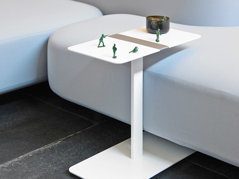 开云（中国） - 桌几|茶几/边几|办公家具|设计师家具|SERRA 茶几/角几