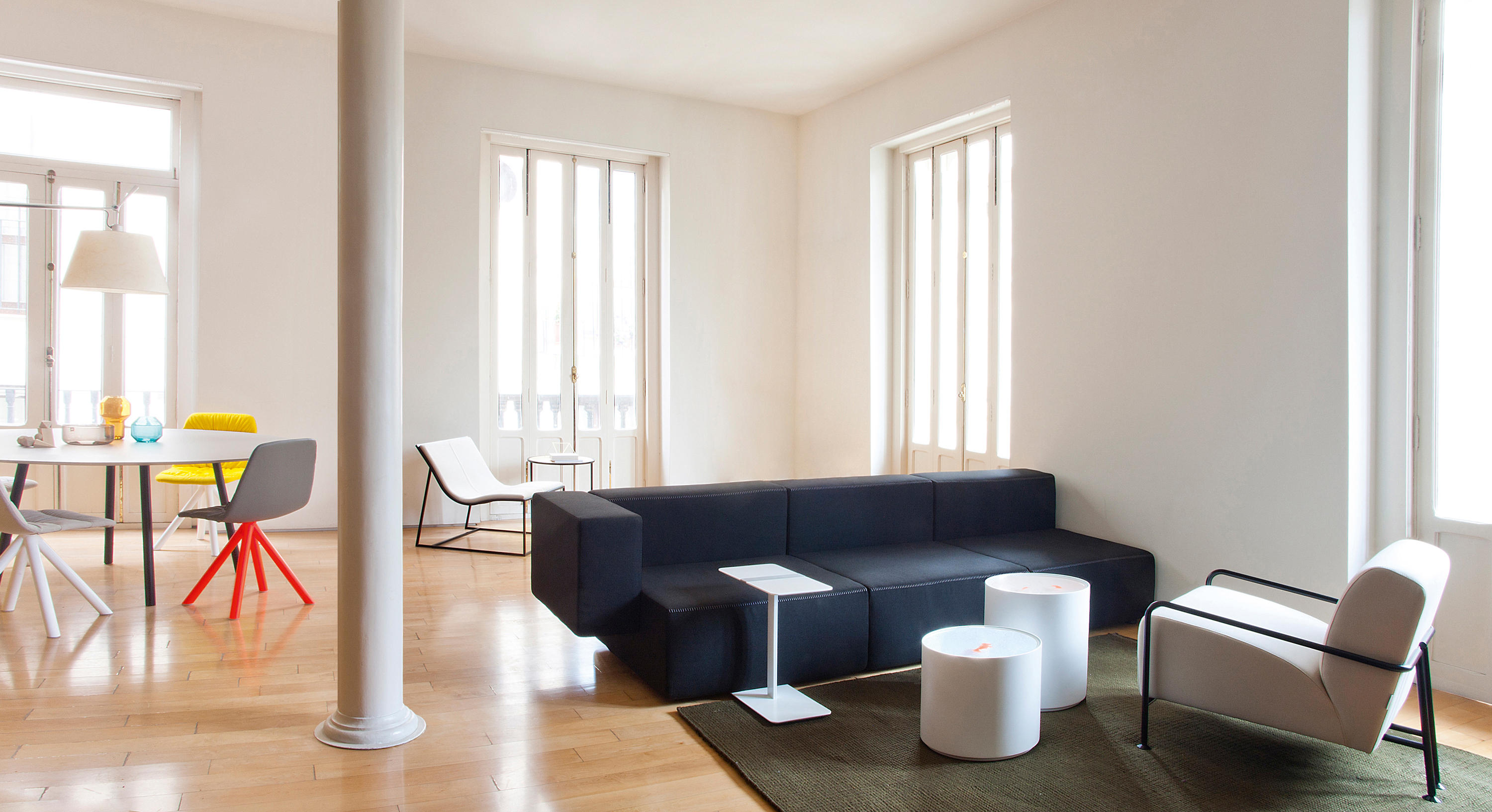 开云（中国） - 坐具|沙发|办公家具|设计师家具|Colubi 扶手椅/沙发椅