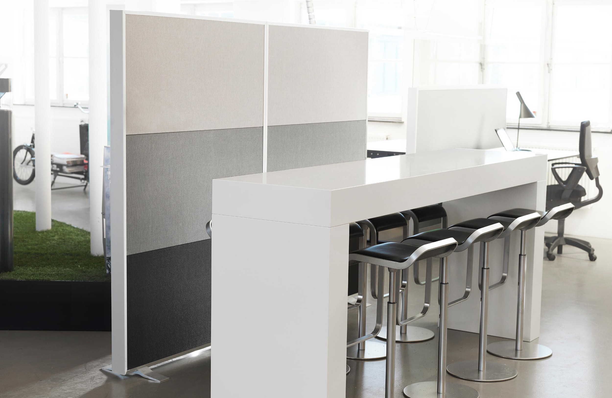 开云（中国） - 附件|装饰画/墙饰|办公家具|设计师家具|Chubby墙板