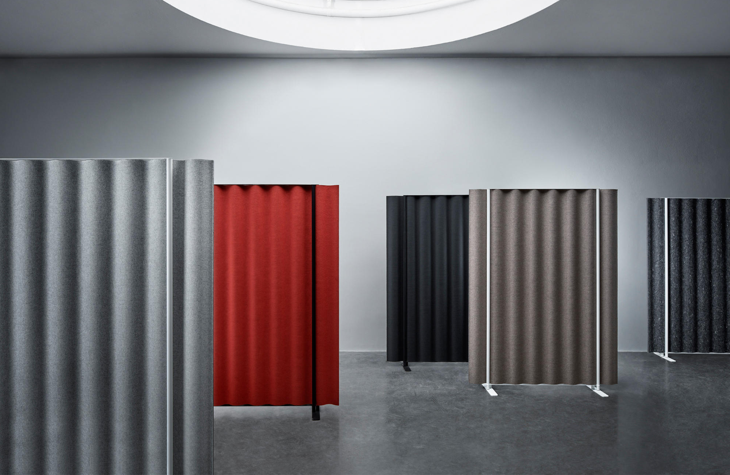 开云（中国） - 附件|屏风|办公家具|设计师家具|Scala地板屏幕