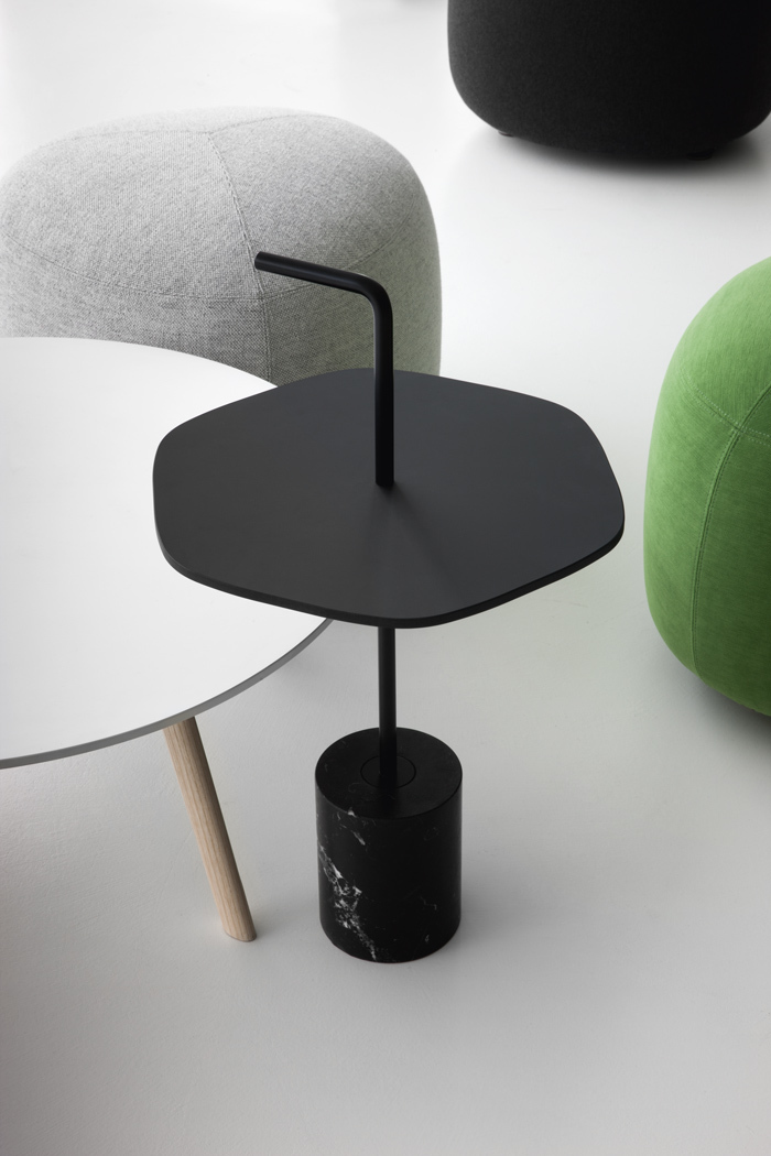 开云（中国） - 桌几|咖啡桌|办公家具|设计师家具|小精灵咖啡桌