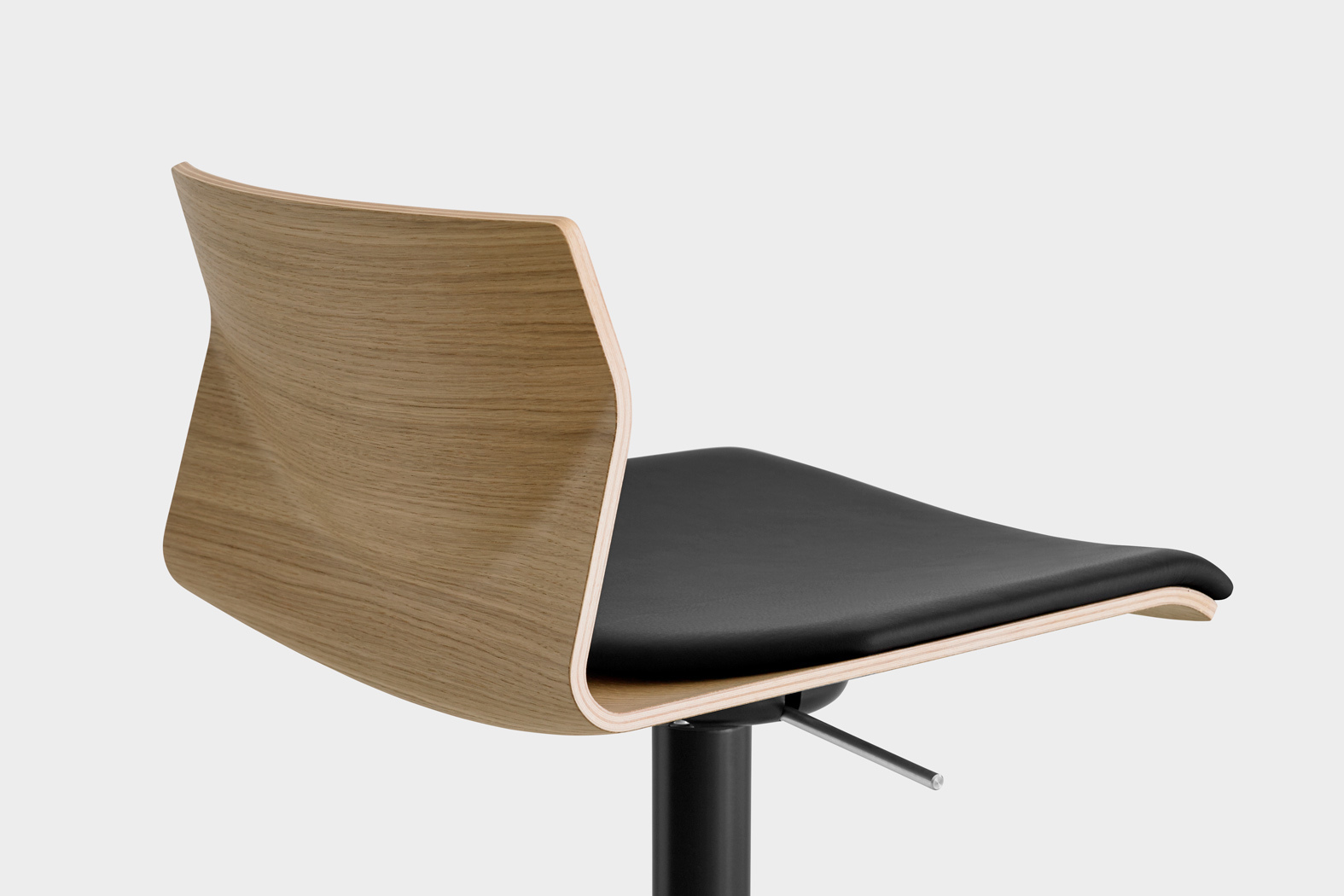 开云（中国） - 坐具|吧椅/凳子|办公家具|设计师家具|KAI  凳/吧椅