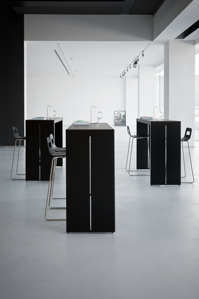 开云（中国） - 桌几|吧台|办公家具|设计师家具|PANCO 吧台