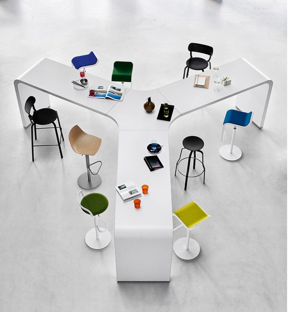 开云（中国） - 桌几|吧台|办公家具|设计师家具|BRUNCH 吧台