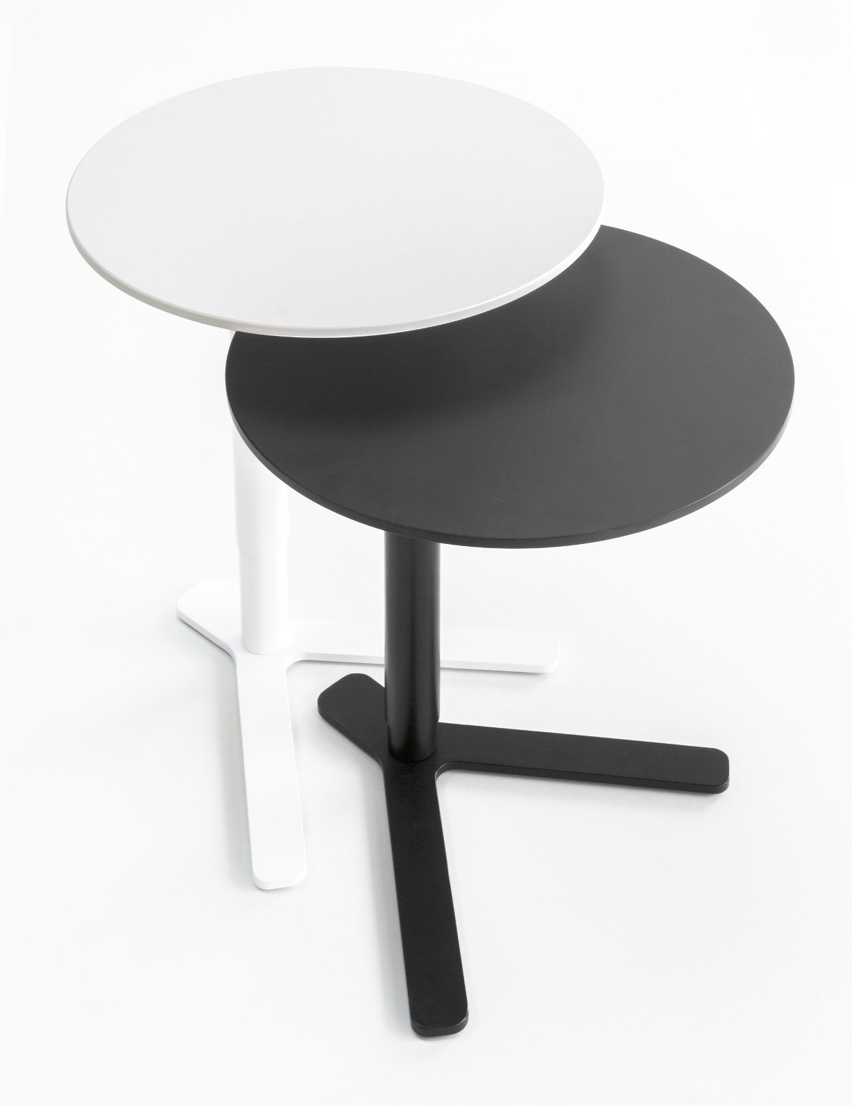 开云（中国） - 桌几|茶几/边几|办公家具|设计师家具|YO 茶几/边几